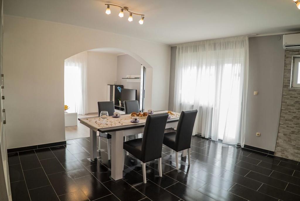 Apartment Ljubica Stobrec