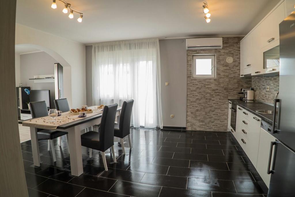 Apartment Ljubica